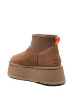 UGG Classic Mini Dipper Boot - Chestnut - Image 3