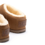 UGG Pumped Slide - Chestnut - Image 3