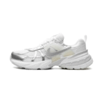 Nike V2K Run - White Silver - Image 2