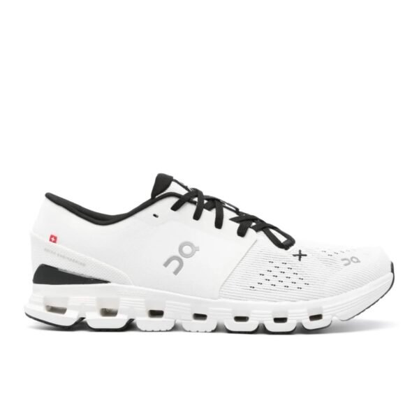 On Running Cloud X 4 sneakers