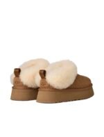 UGG Tazzelle Slipper Chestnut - Image 3